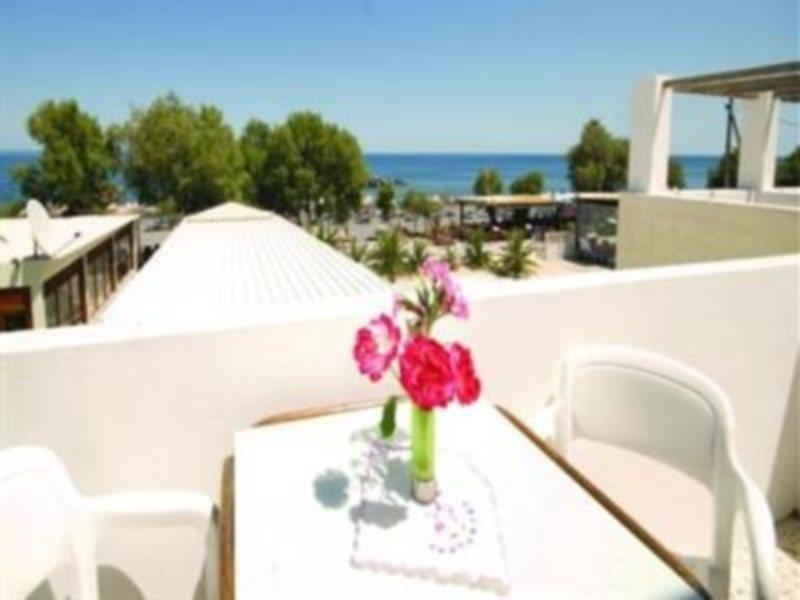 Kamári White House Hotel מראה חיצוני תמונה